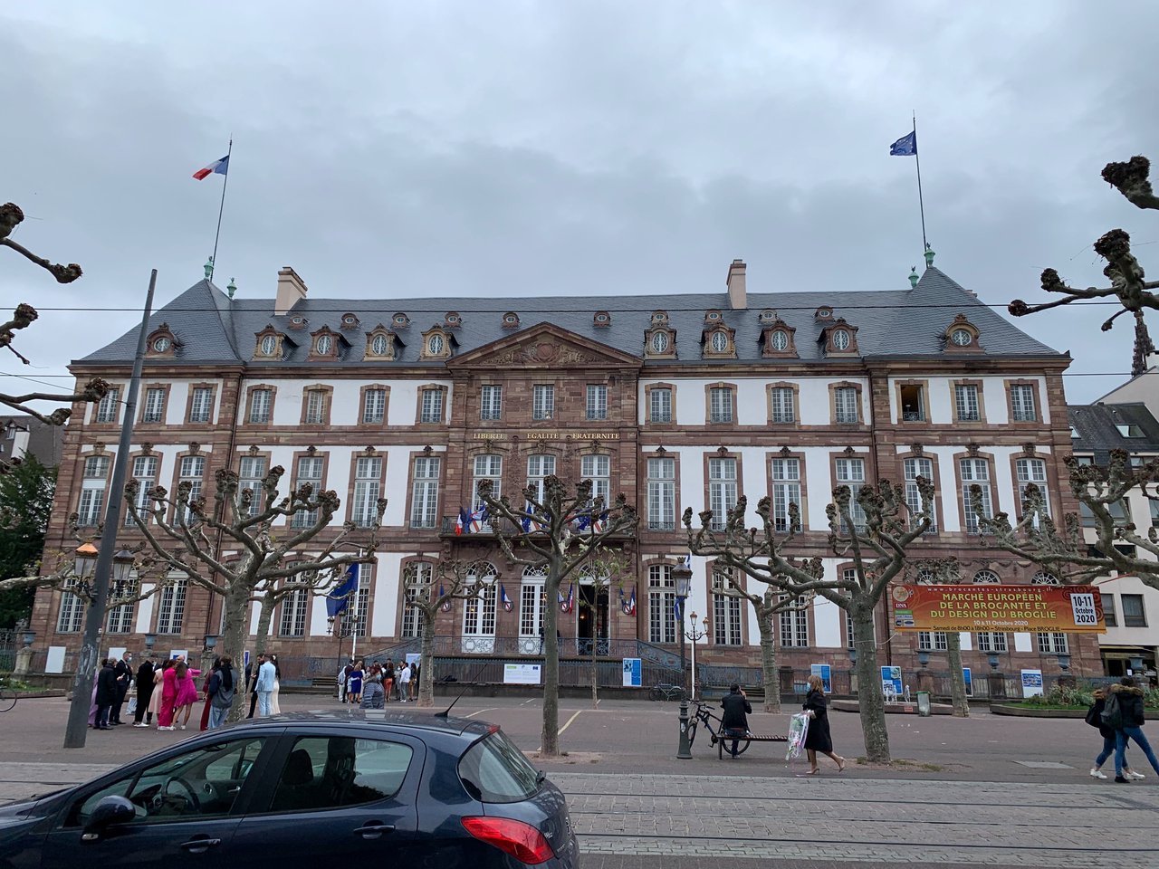  Ein historisches Gebäude in Straßburg 